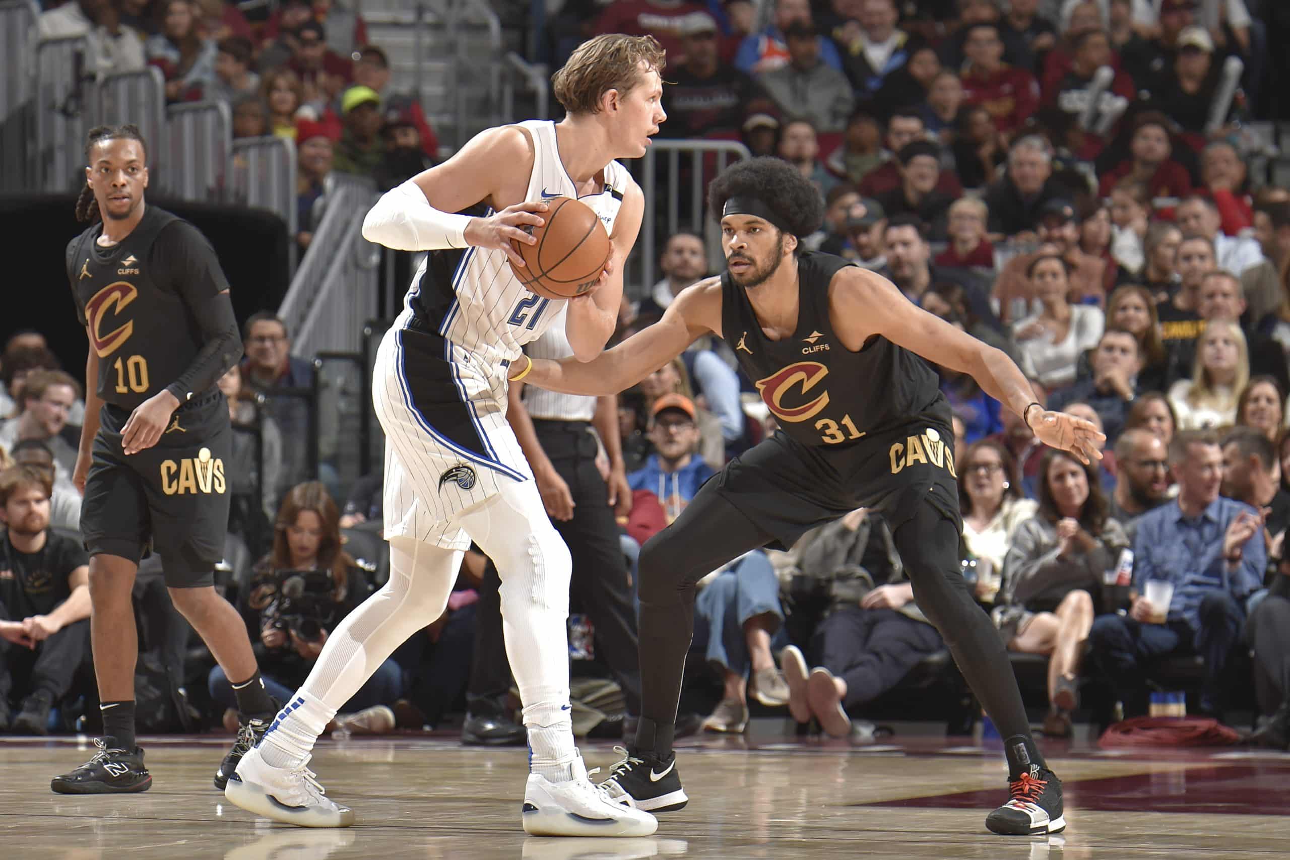 Is Cavs big man Jarrett Allen the best center in the NBA? – Right 
